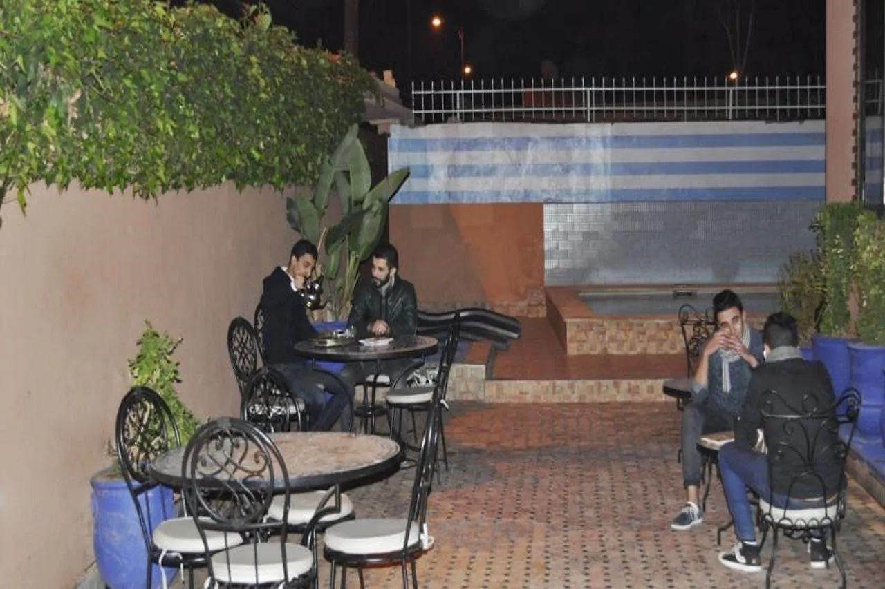 Maison d'hôtes Hotel Dar Charaf à Marrakesh